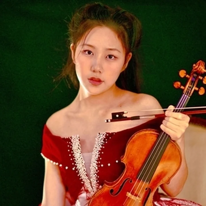 Flyer de Leia Zhu