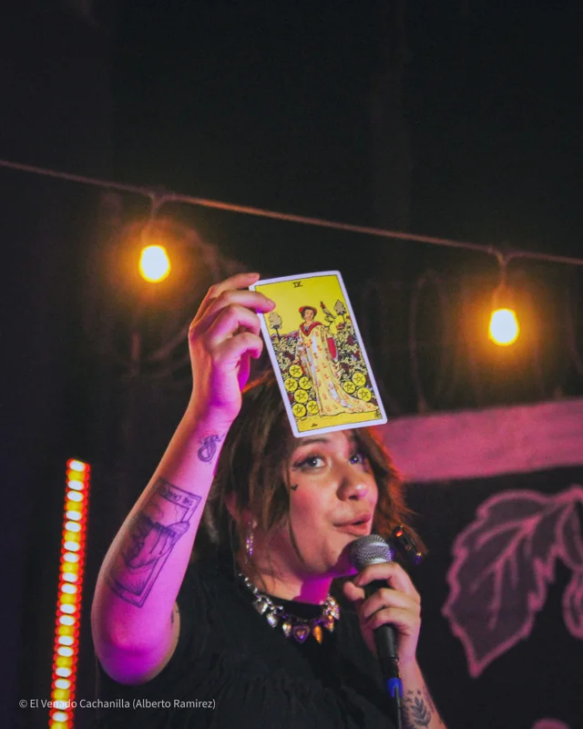 “Brujaja, ultima vuelta en mexicali”
Presentación de la comediante mexicana @lizzceron en @malgro_cerveceria 
_
_
_
#fotografia #comedia #mexico🇲🇽 #mexicali686
