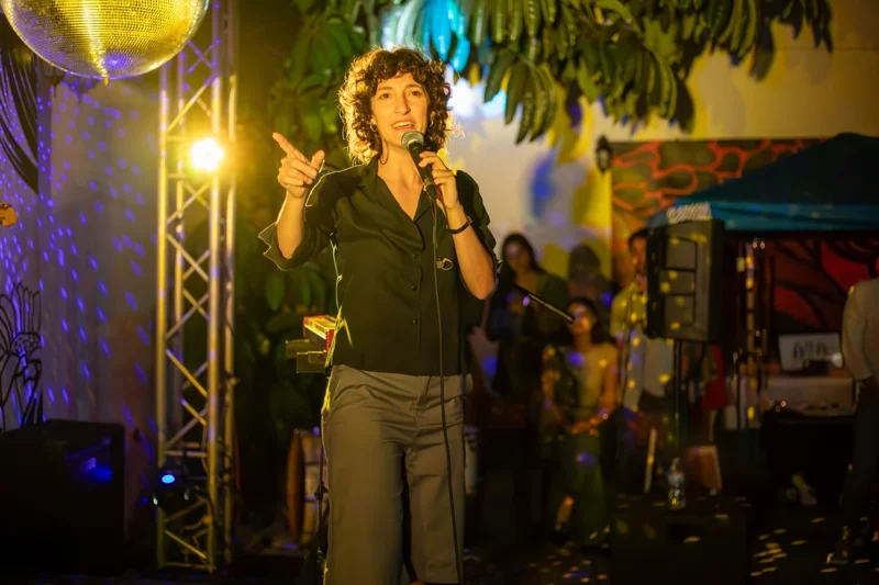 Ahora si lo prometido es deuda la galería de @jimenagonik el pasado domingo en @kioskoens @lacapillaens sin duda me llevo una grata sorpresa de tan bonita vibra #ensenada #music #canon #photo #concert