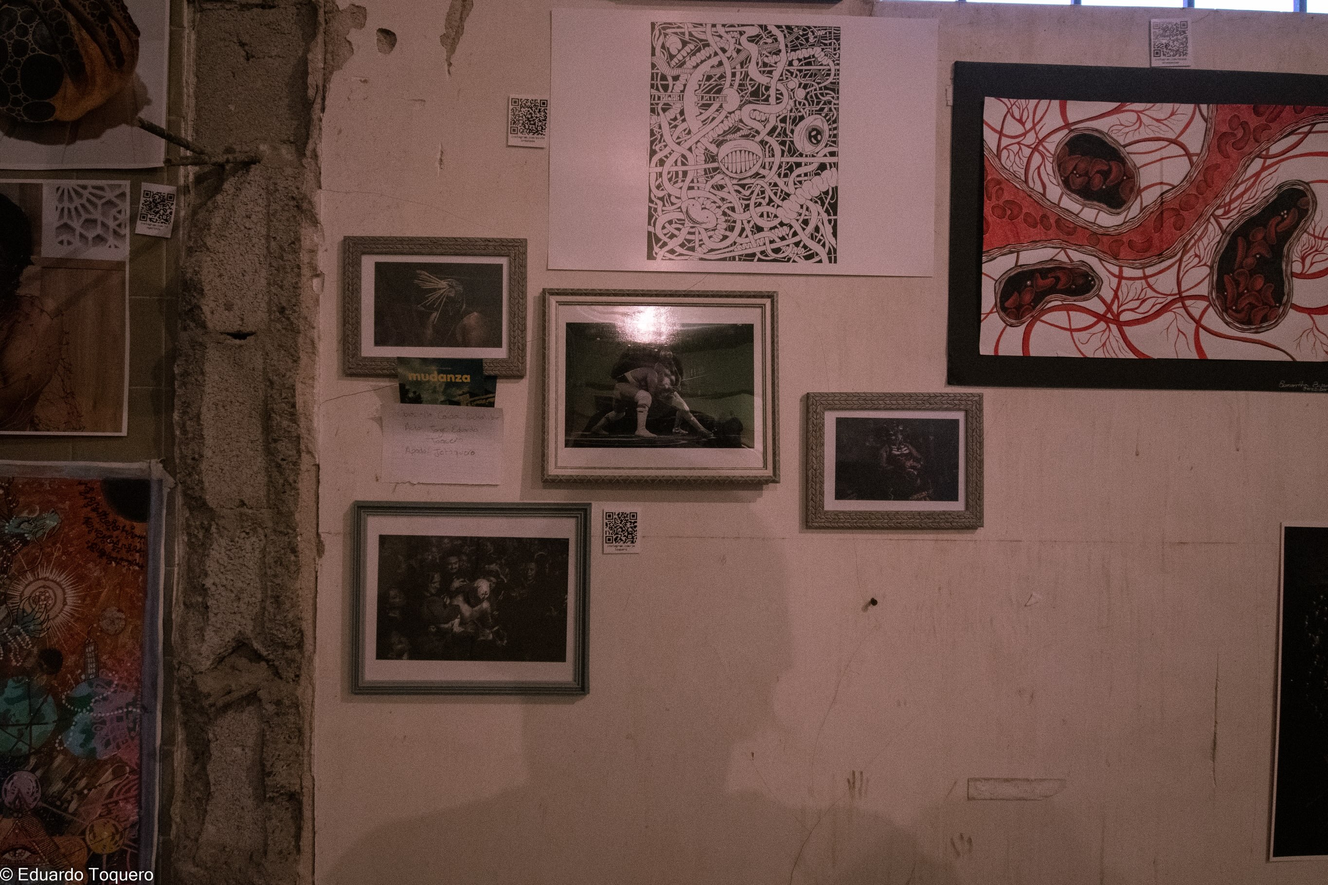 Awesome photography from our opening exhibition in Mexicali, Mexico
credit: @jetoquero 

Special thanks to @galeria.tnumbra and @edificiobertha for hosting and helping us bring over 300 artists together 

멕시코 멕시칼리에서 열린 개막 전시의 멋진 사진입니다.
사진 제공: @jetoquero

300명 이상의 아티스트가 함께할 수 있도록 장소를 제공하고 도움을 주신 @galeria.tnumbra와 @edificiobertha에 깊은 감사를 드립니다.

#photoftheday #photographer #artgallery #mexico