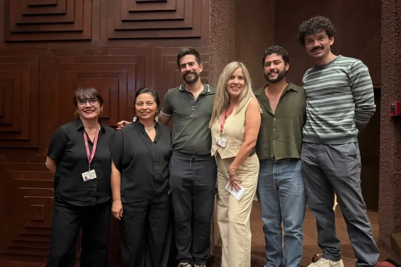 Gracias, Tijuana 🫂 por el gran recibimiento a "Libro Centroamericano de los muertos" 🛤️ de Balam Rodrigo (Premio Bellas Artes de Poesía Aguascalientes 2018), bajo la dirección de Érika de la Llave. Presentada en colaboración con el @cecut_mx en el marco del 30° Encuentro Internacional de Teatro Tijuana 2026 🎭

¡Hasta la próxima! ❤️ #SedesRegionalesCNT